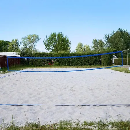 Holiday Xxxvii Дом отдыха *